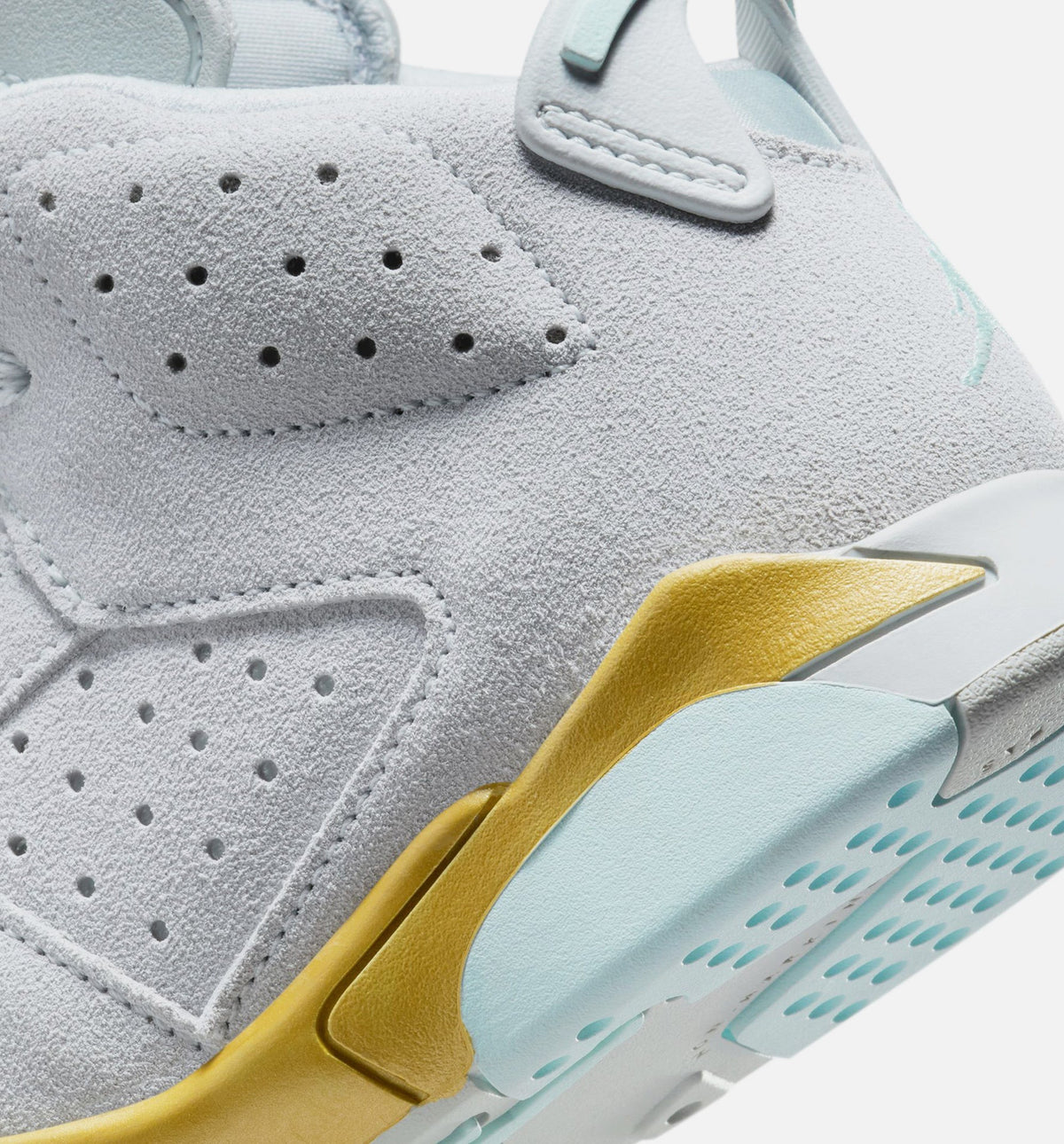 Air Jordan 6 Retro Pearl Preschool Lifestyle Shoe - Pure Platinum/Glacier Blue/Metallic Gold