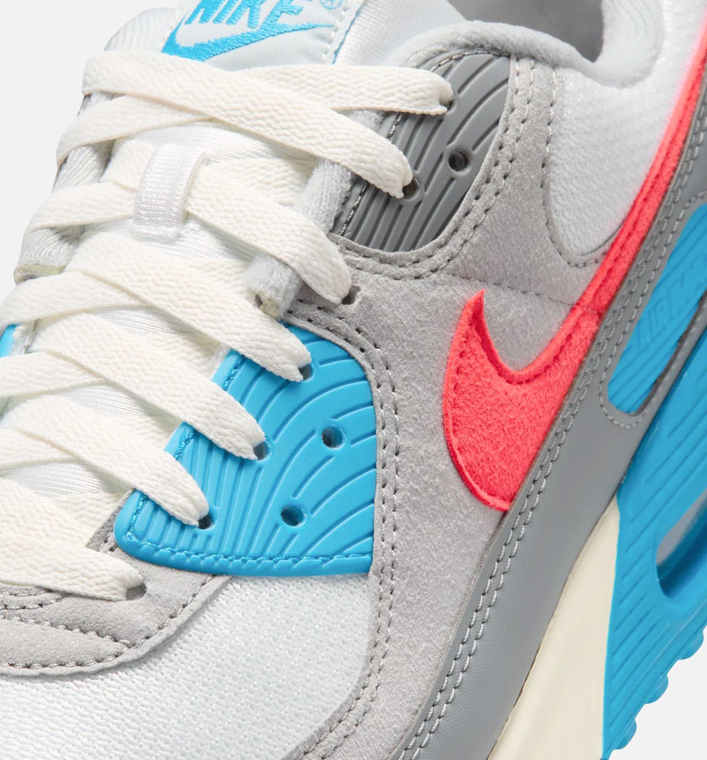 Air Max III Men's Lifestyle Shoe - Cool Grey/Infrared 23