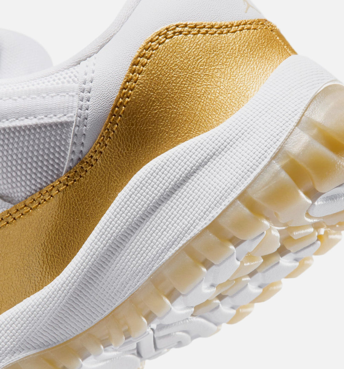 Air Jordan 11 Retro Low Mother's Day Preschool Lifestyle Shoe - White/Metallic Gold/Team Gold